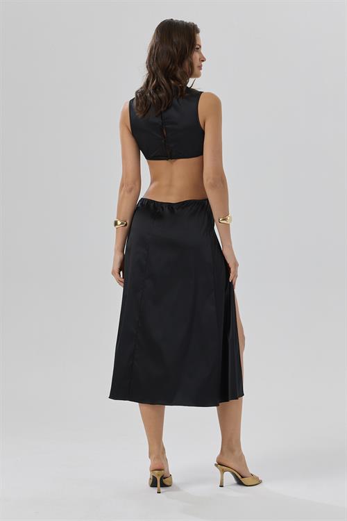 Sensure Siyah Esnek Saten Tül Detaylı V Yaka Uzun Gecelik