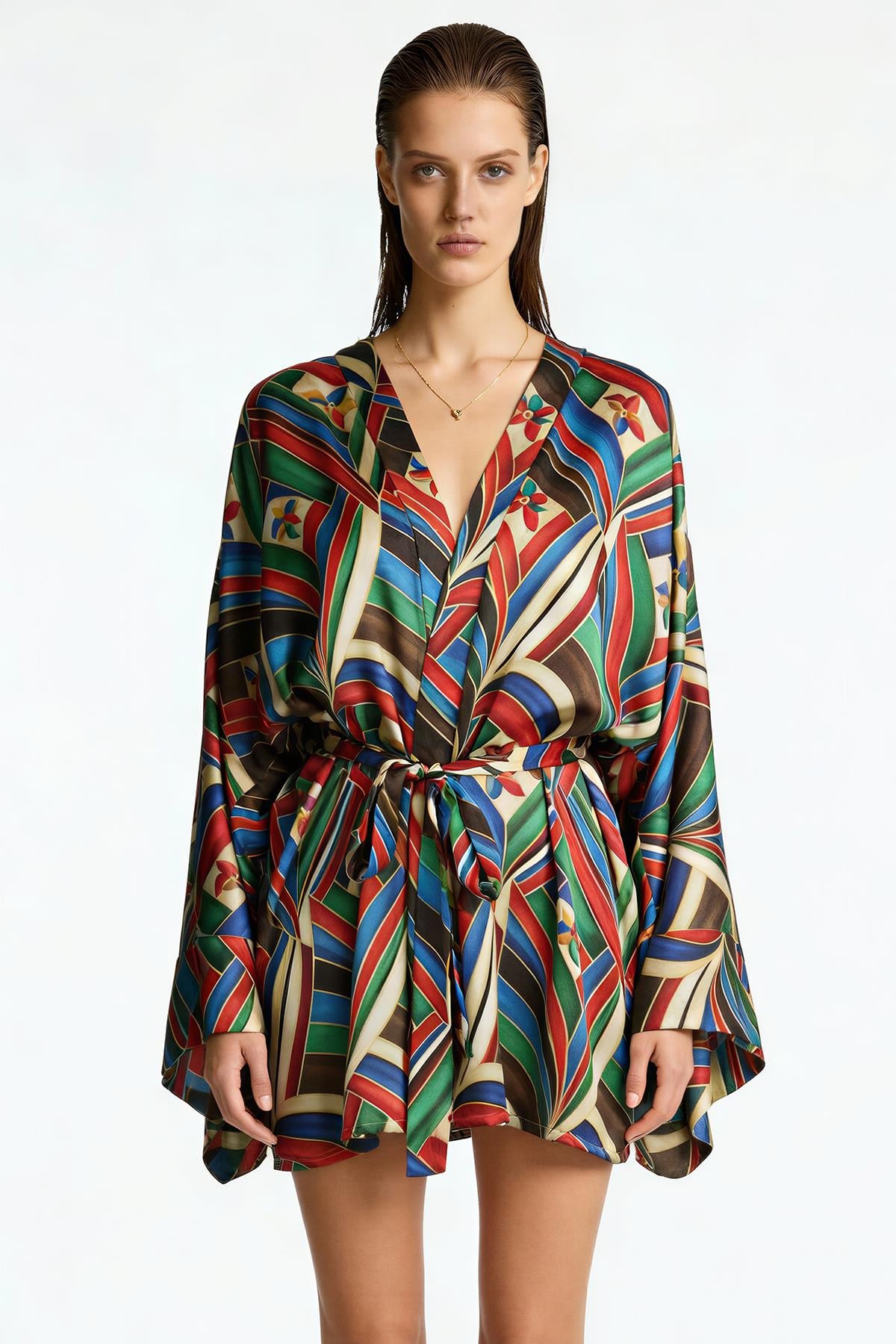 Fummee Avelian Короткий атласный халат/кимоно