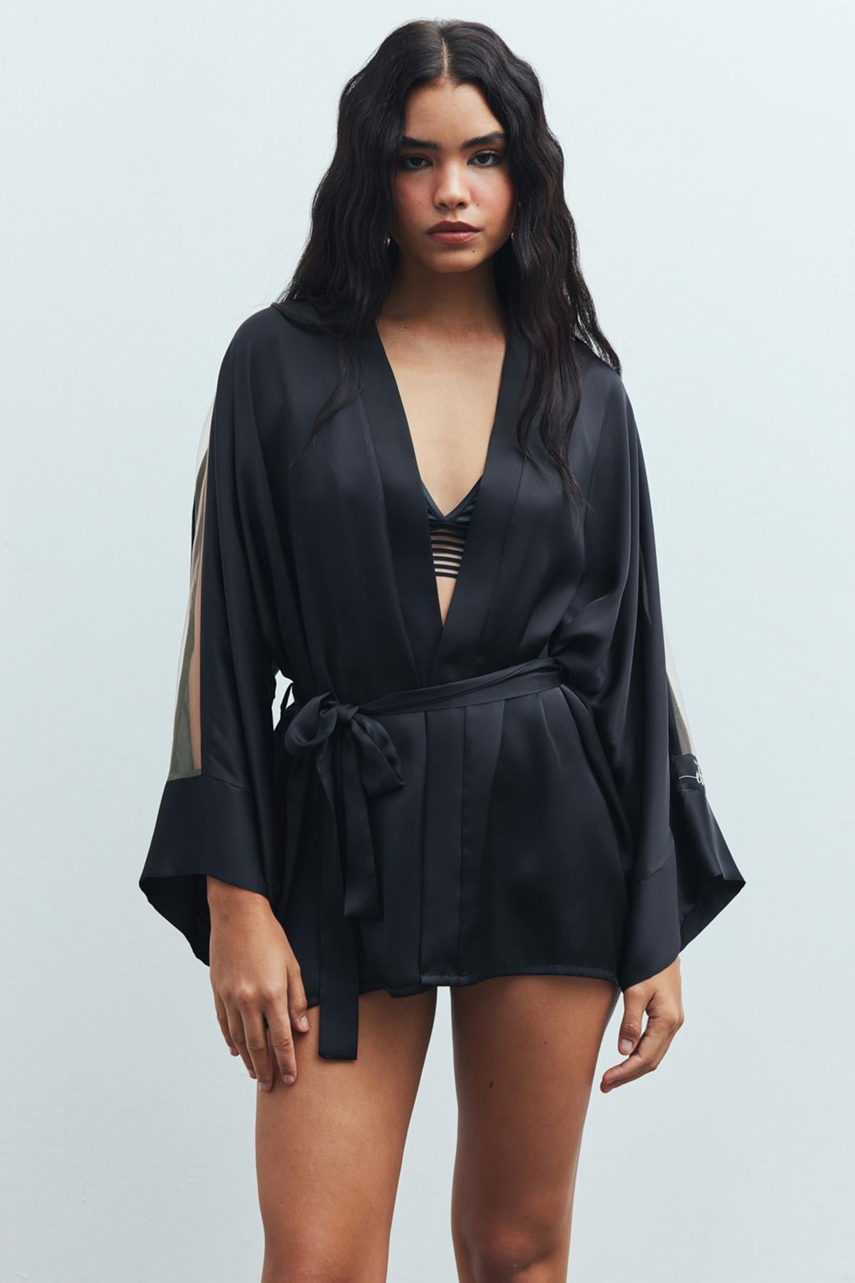 Flamme Tül Detaylı Siyah Kısa Saten Sabahlık / Kimono