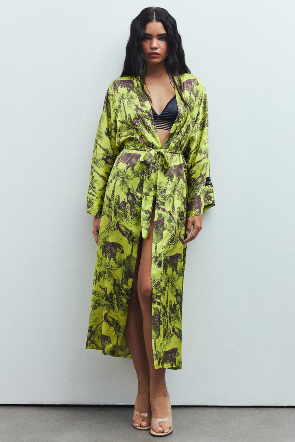 Frappant Jardin Desenli Uzun Saten Sabahlık / Kimono