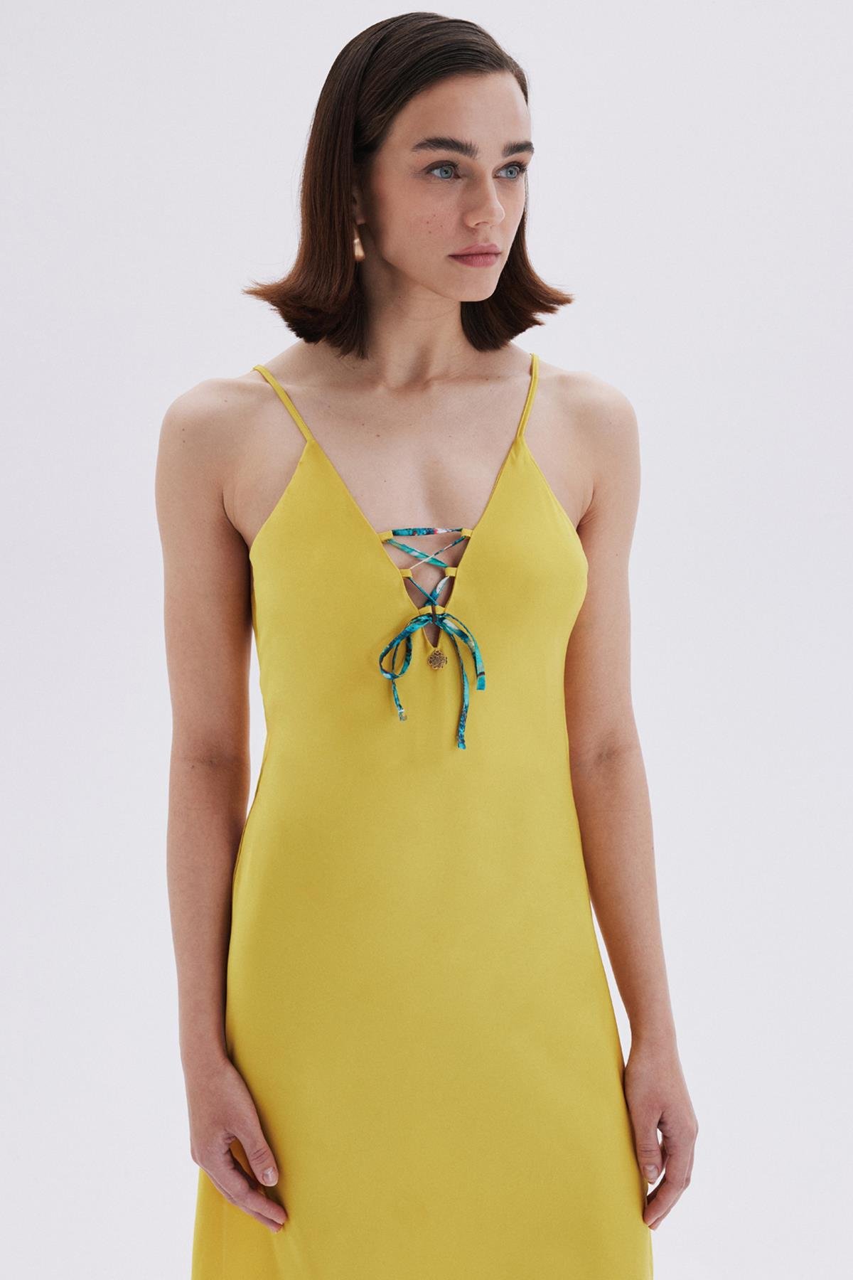 Monet's Bond Hardal Askılı Uzun Saten Gecelik