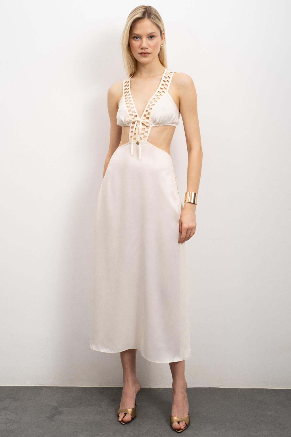 Tearer Grogren Detaylı Ekru Uzun Saten Gecelik