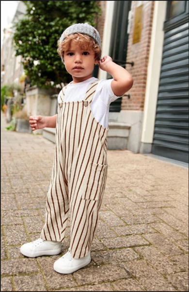 Beyaz Tshirt lü Çizgili Salopet Takım  