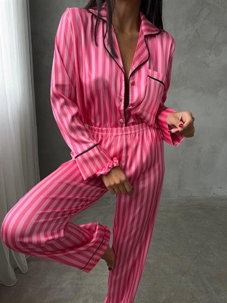 Pembe Çizgili Gömlek Beli Lastikli Pijama Takımı