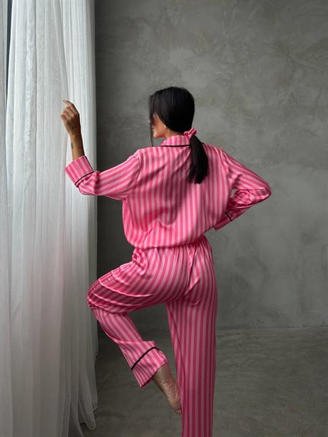 Pembe Çizgili Gömlek Beli Lastikli Pijama Takımı