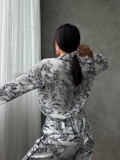 Siyah Çiçekli Gömlek Beli Lastikli Pijama Takımı