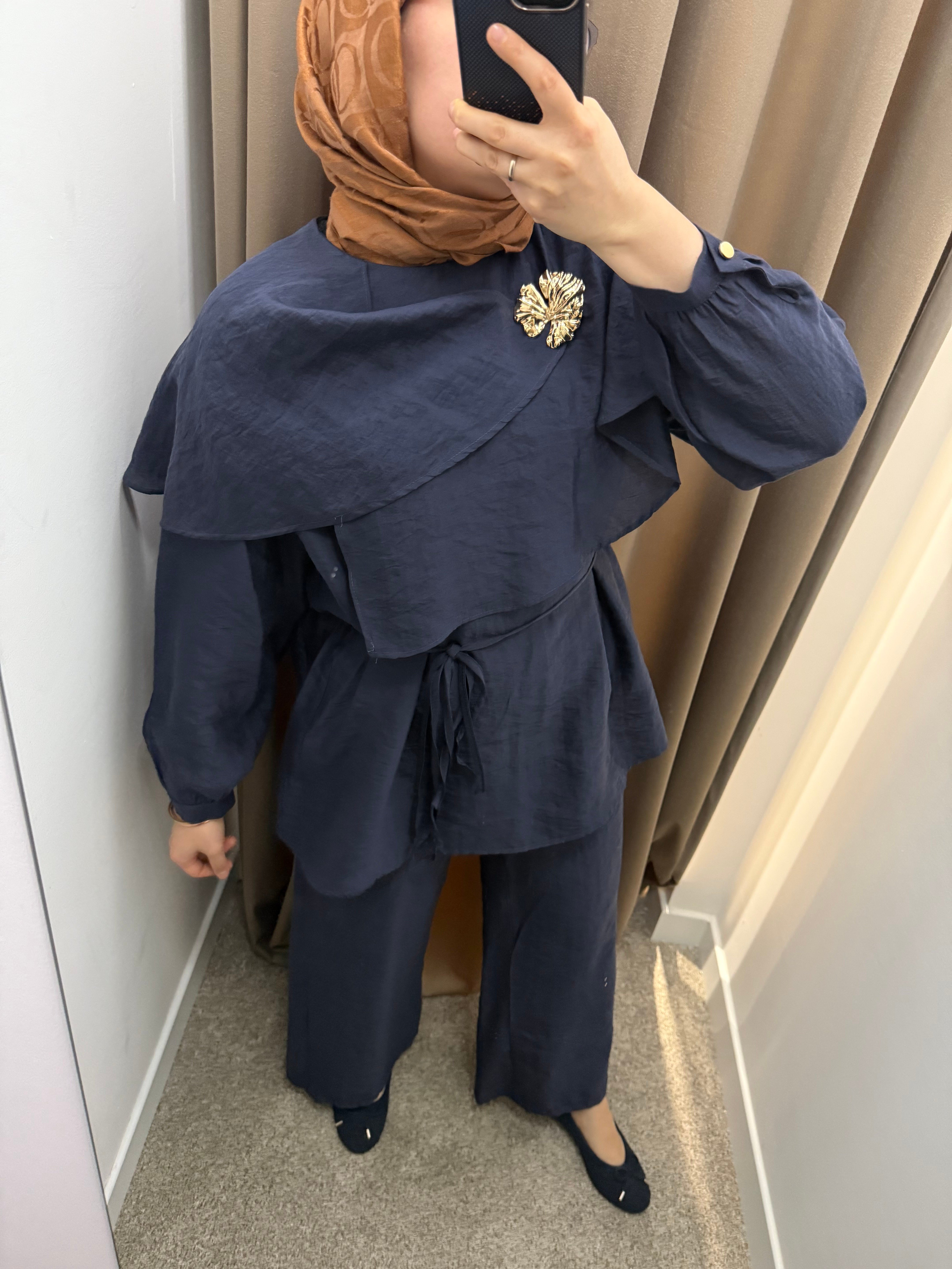 Bronş Detaylı Takım Lacivert