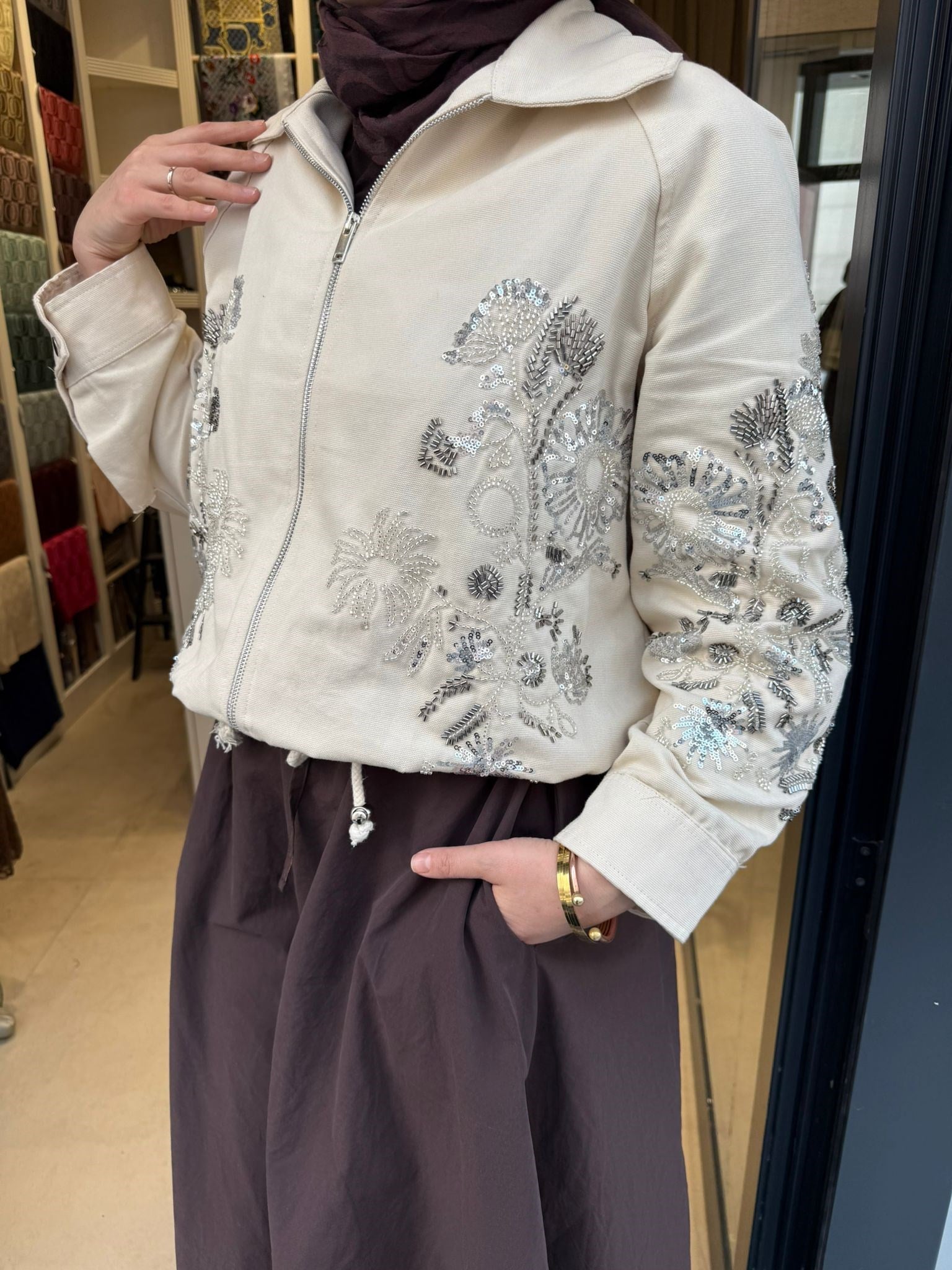 İşlemeli Ceket Bej