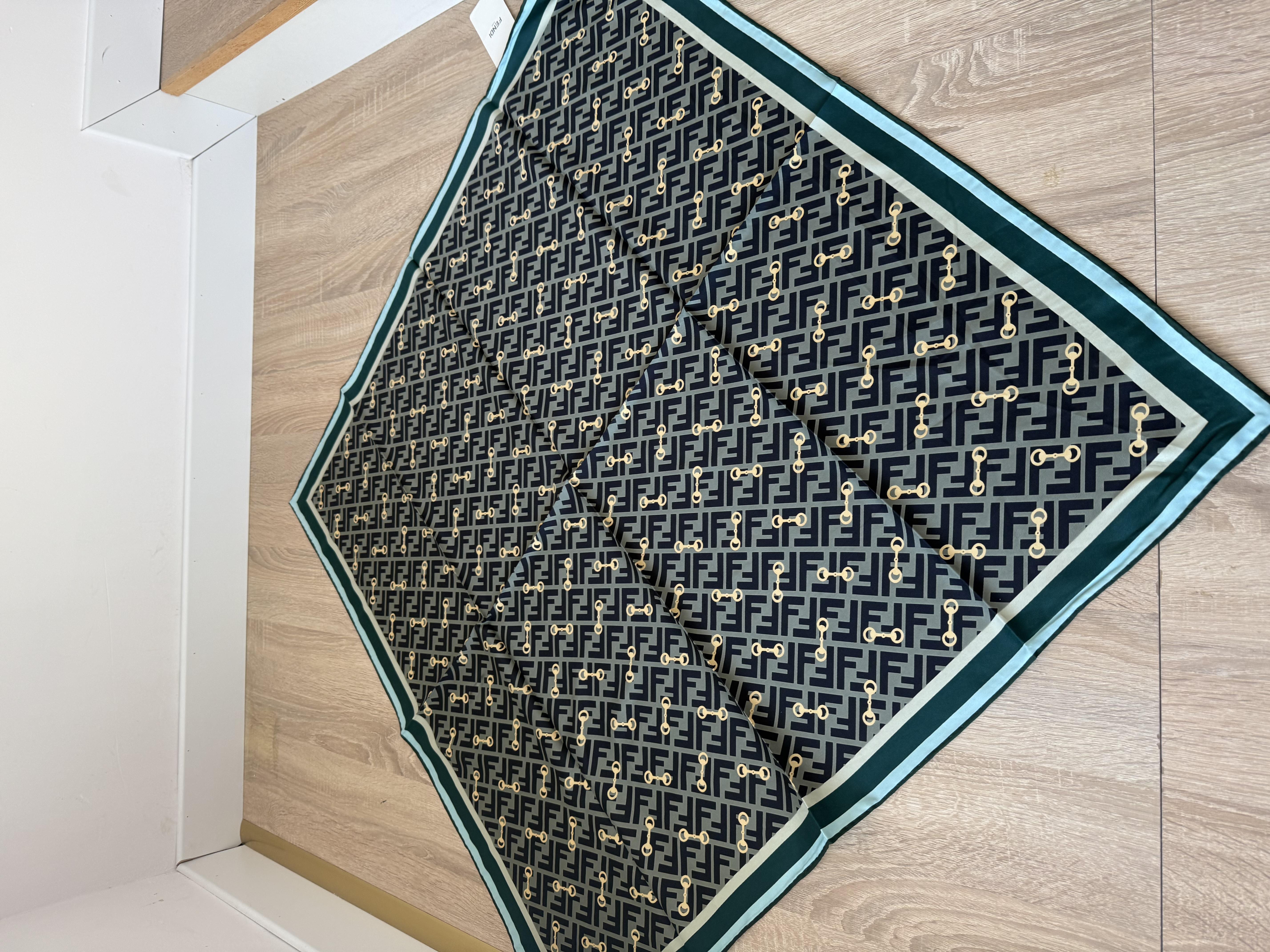 A Kalite İthal Twill Eşarp