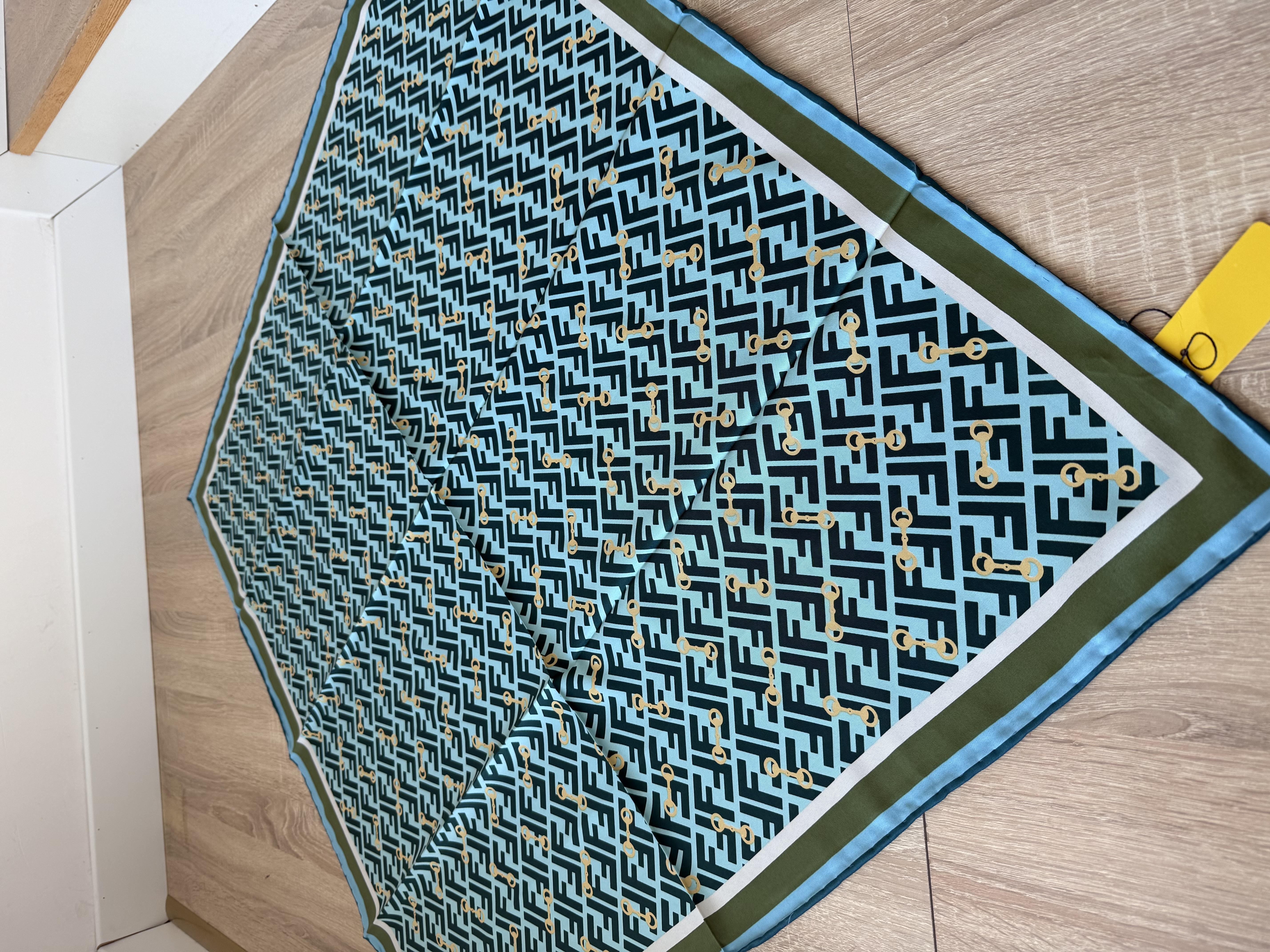 A Kalite İthal Twill Eşarp