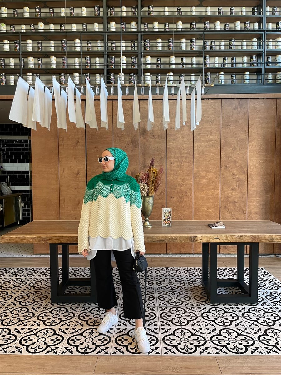 Degrade geçişli kazak 