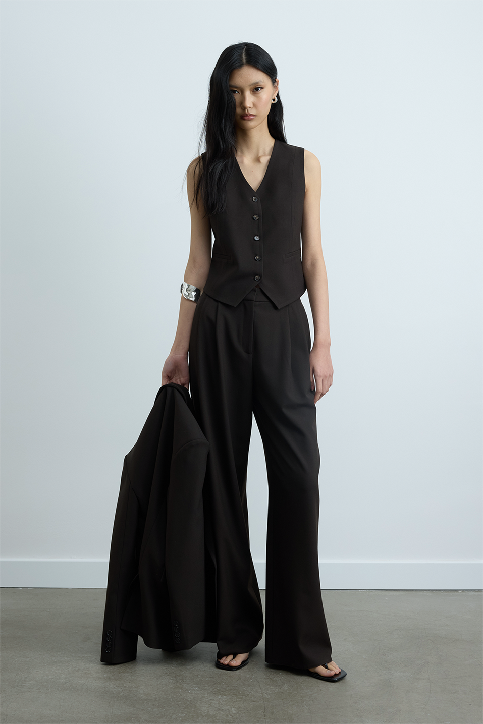 Janet Vest With Button