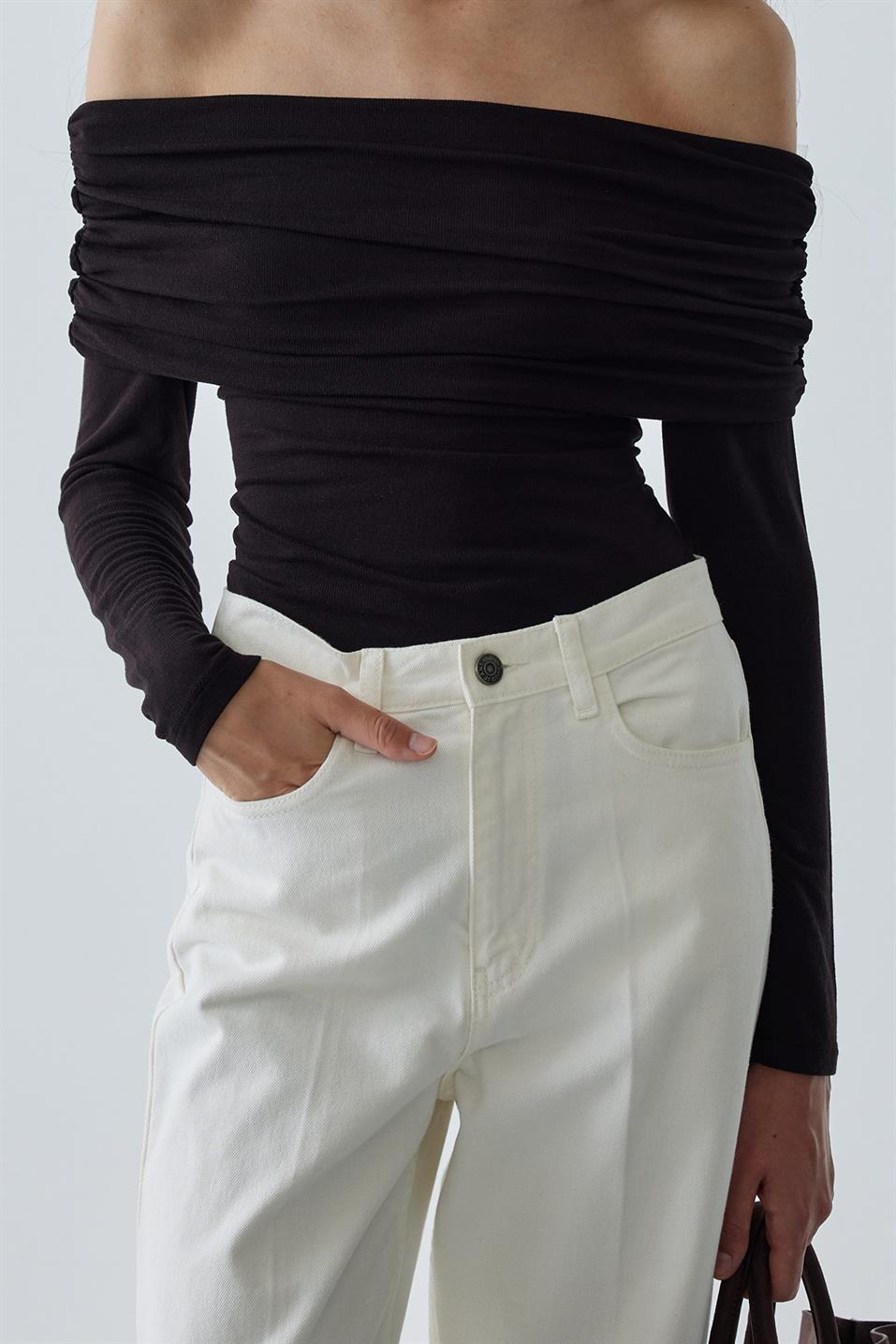 Acı Kahve Lilly Omzu Açık Bluz