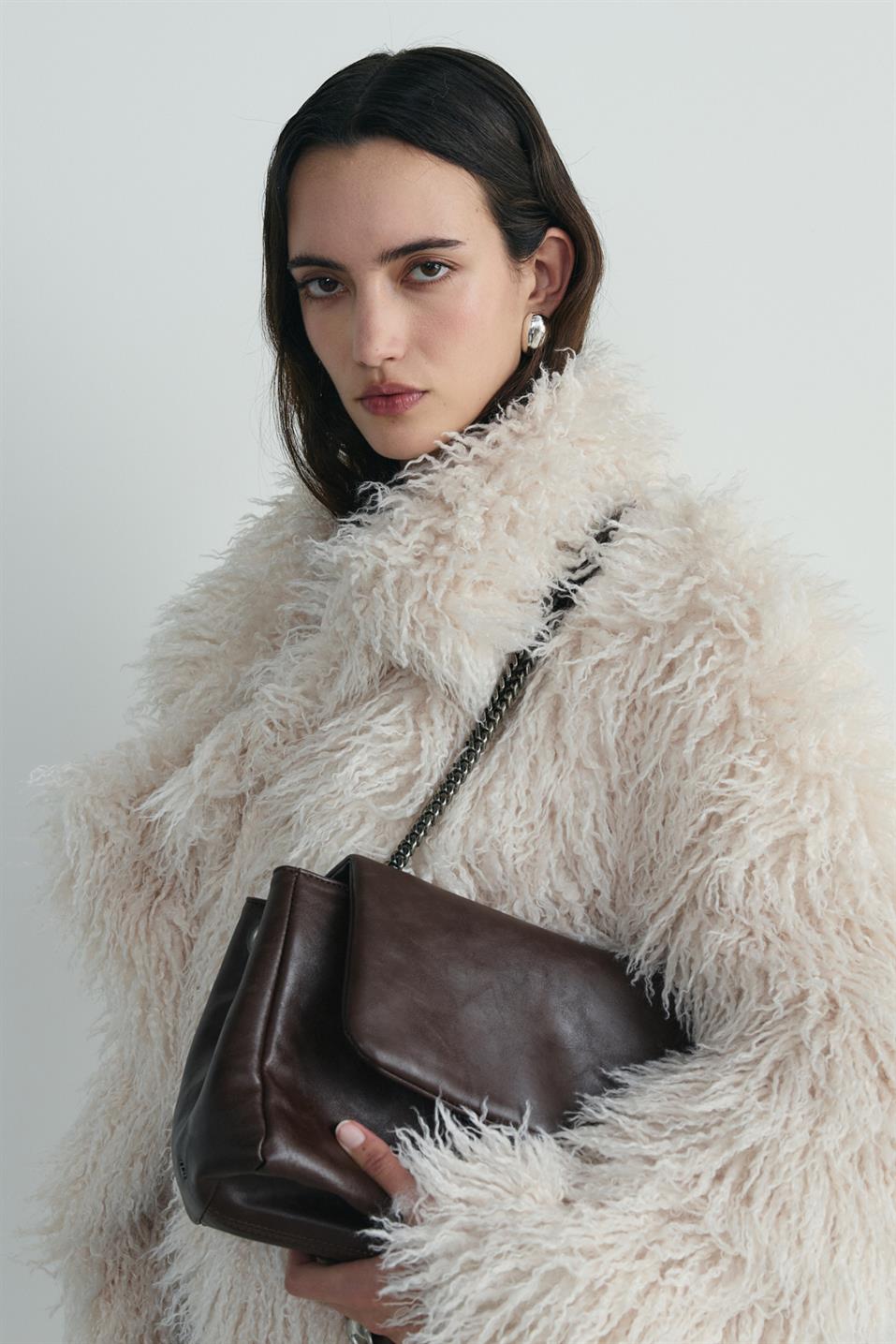 Milan Chain Leather Bag