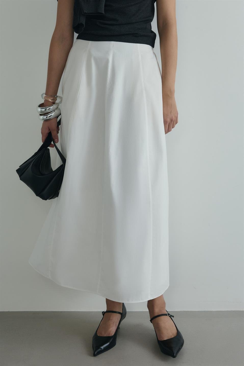 Beyaz Lade Balon Etek