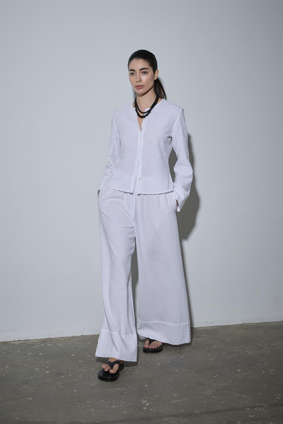 Beyaz Lizi Keten Gömlek