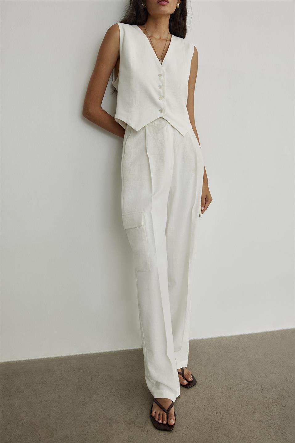 Como Linen Cargo Trousers