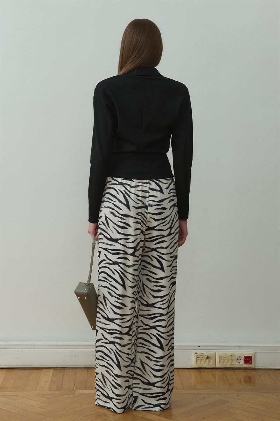 Beyaz Zebra Pol Pantolon