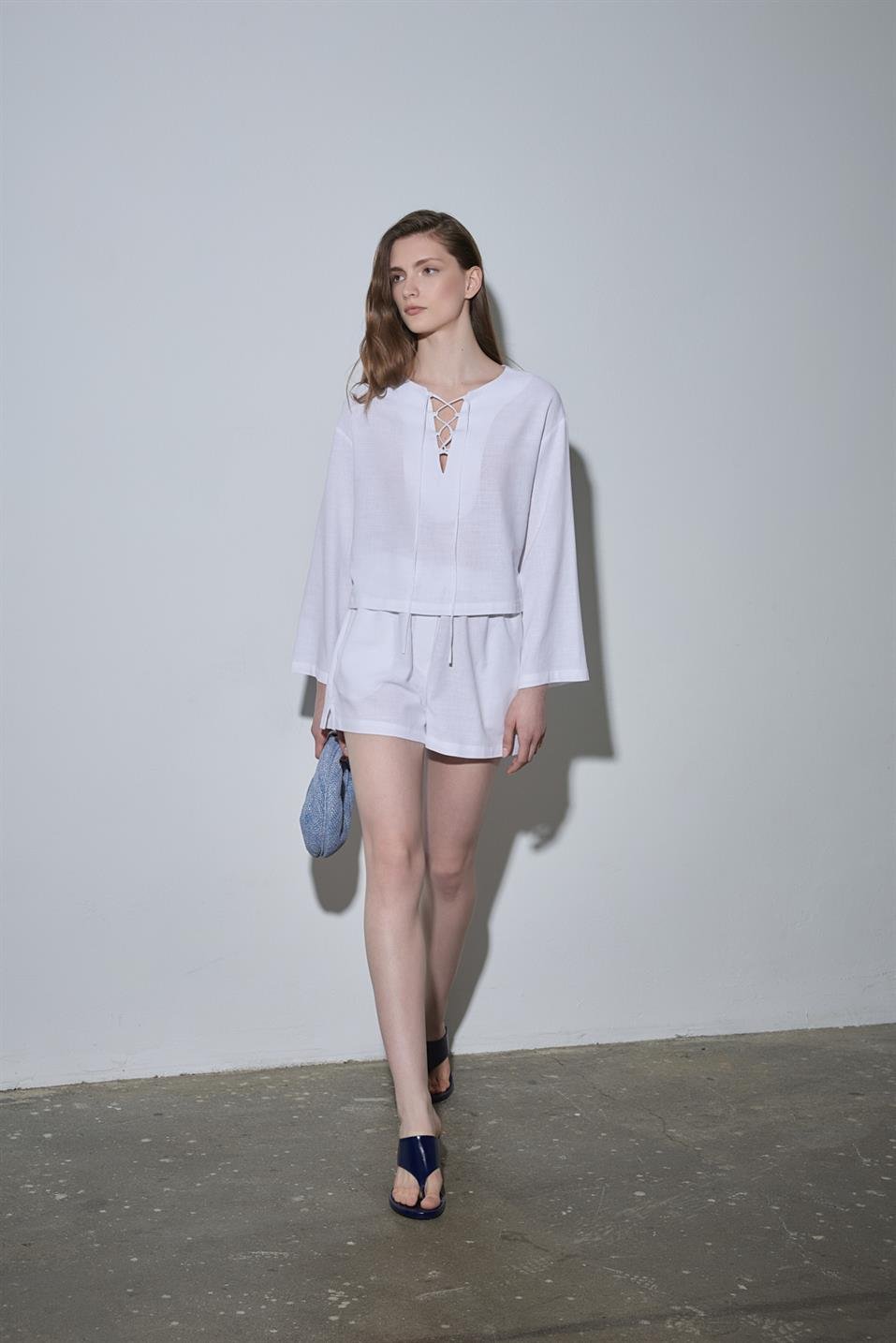 Zoe Basic Linen Shorts