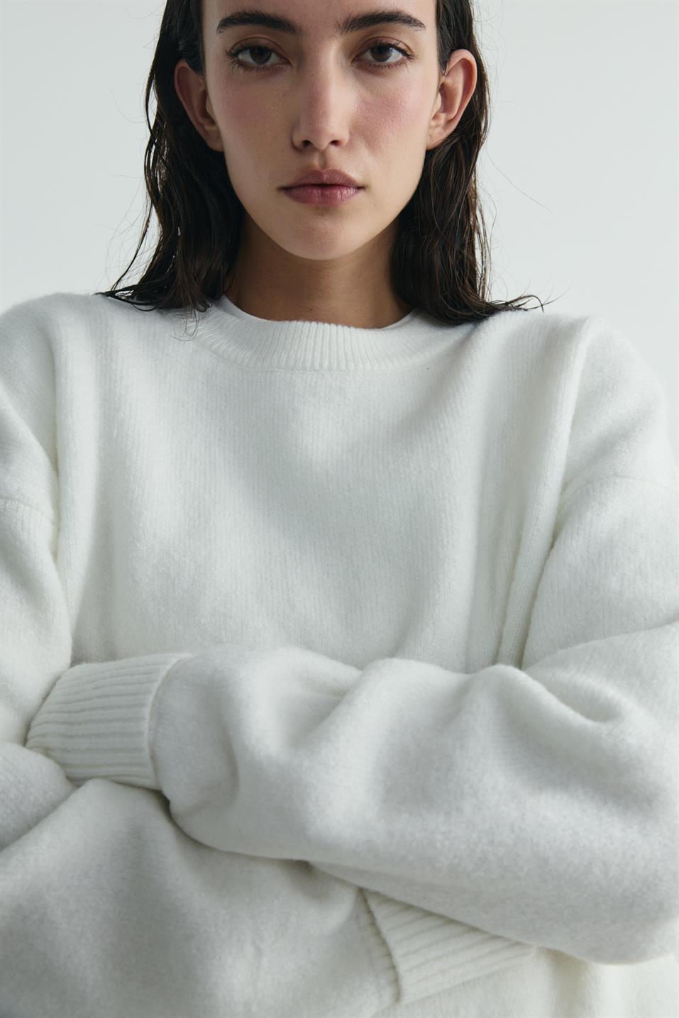 Bella Oversized Sweater