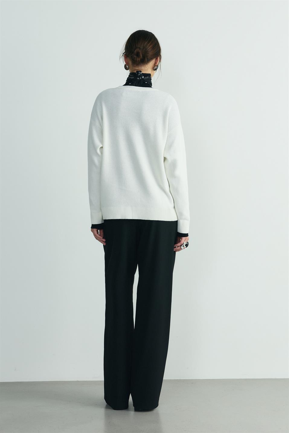 Caroline Basic Fine Sweater