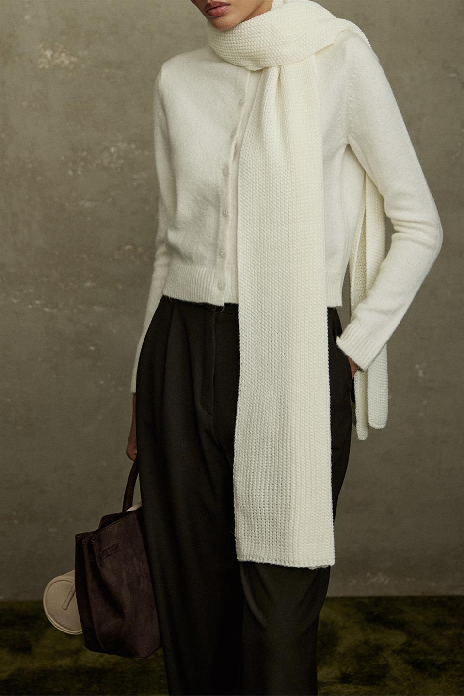 Plain Knitted Knitwear Scarf