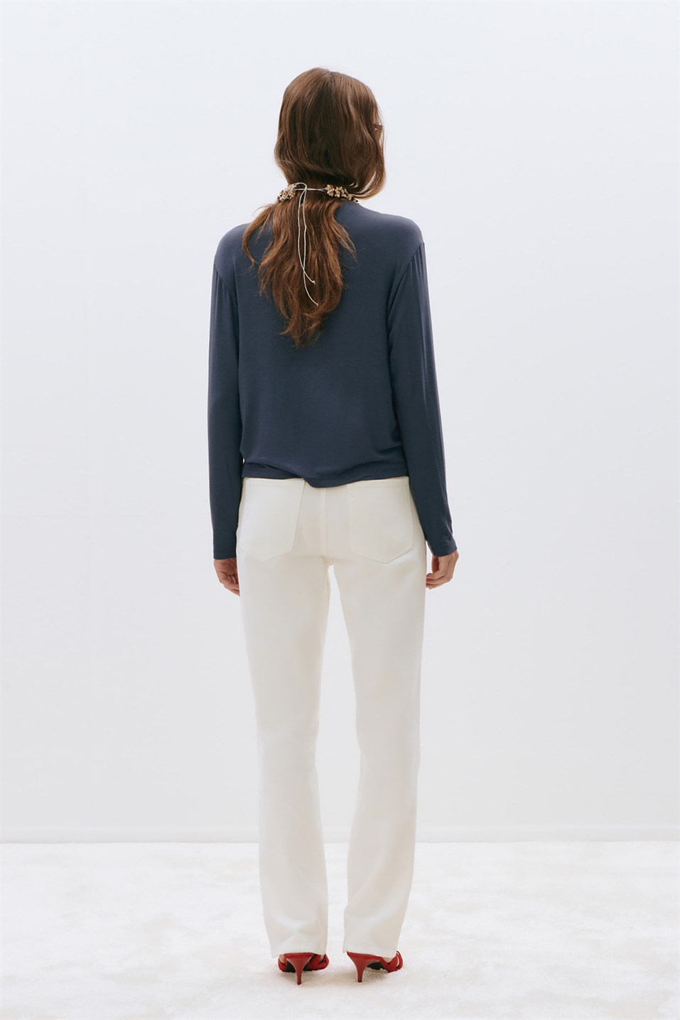 Ekru Effortless Straight Jean