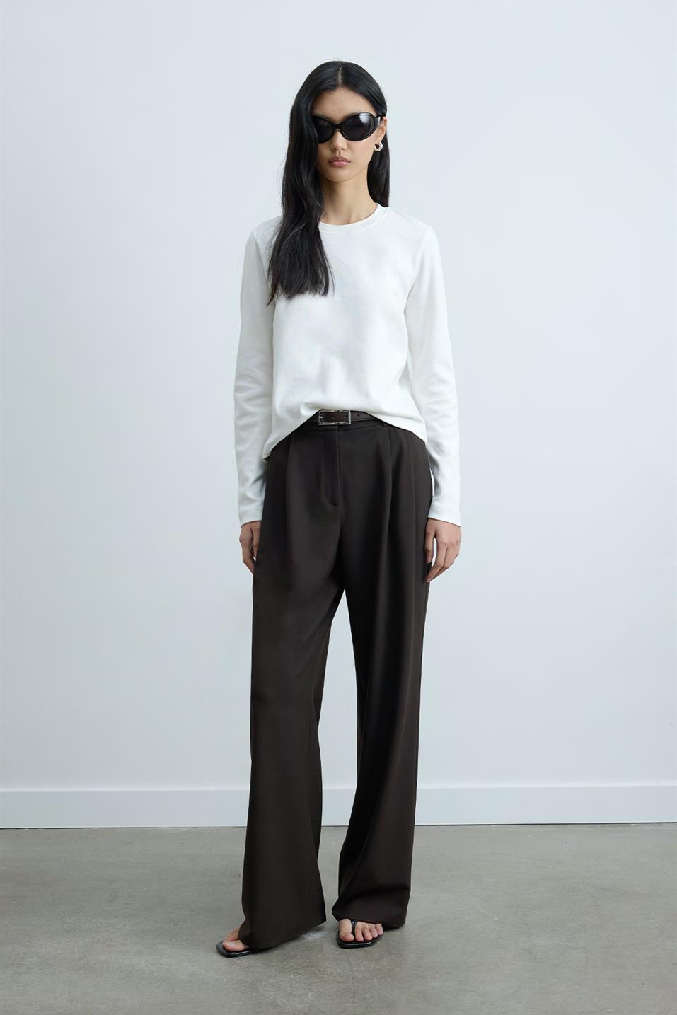 Rumi Basic Long-Sleeve T-shirt