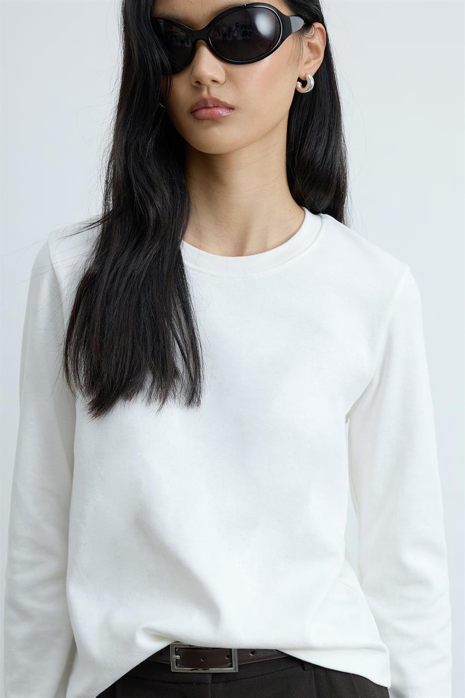 Rumi Basic Long-Sleeve T-shirt