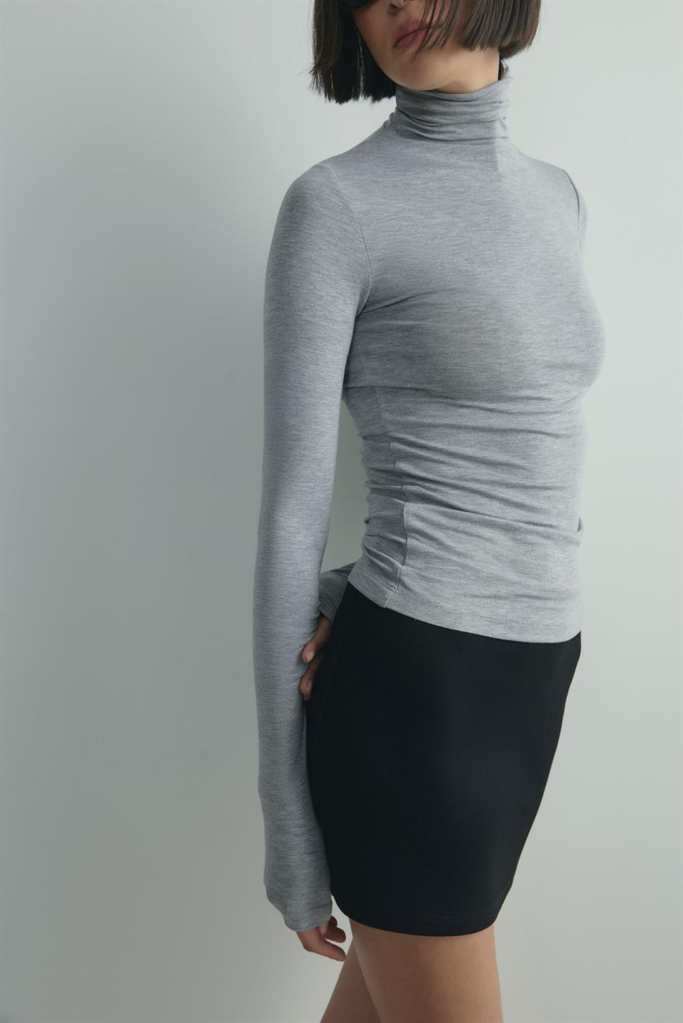 Gri Boğazlı Tensel Body