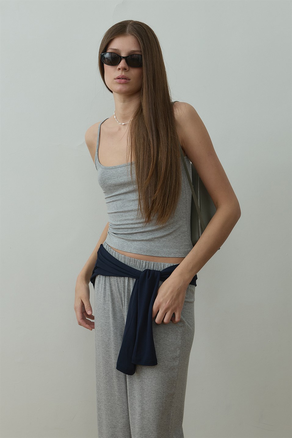 Gri Cosie Askılı Top