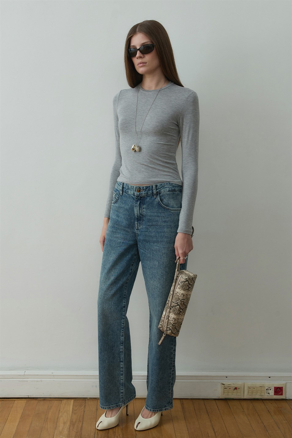 Gri Kate Slim Tişört