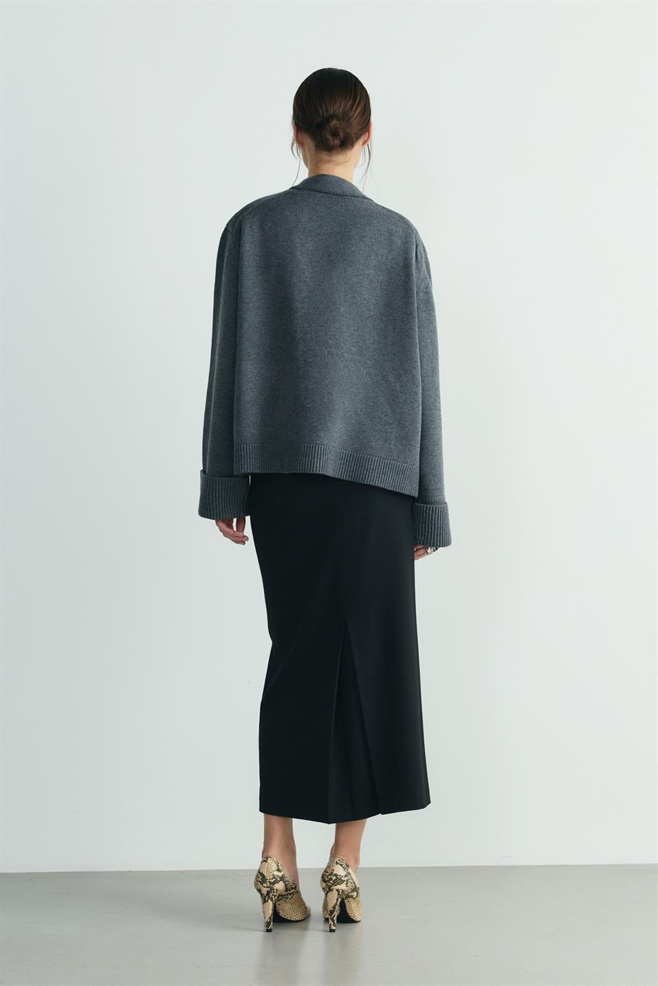 Ura Knit Cardigan With Buttons