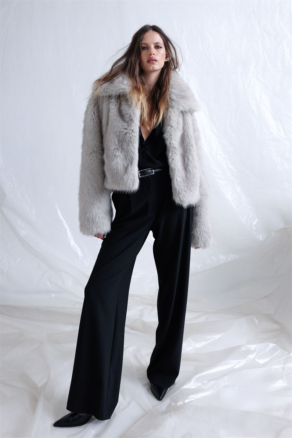 Gri Vola Kısa Kürk Ceket