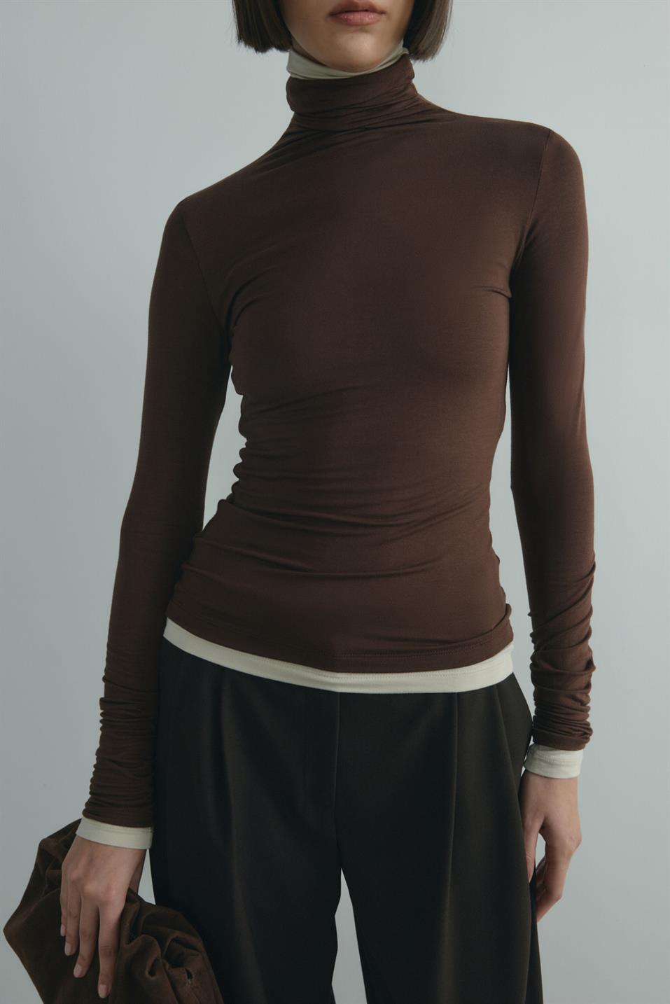 Kahverengi Boğazlı Tensel Body