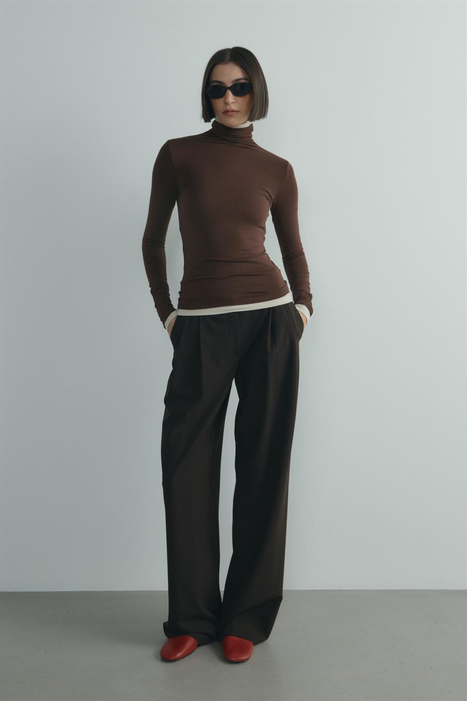 Kahverengi Boğazlı Tensel Body