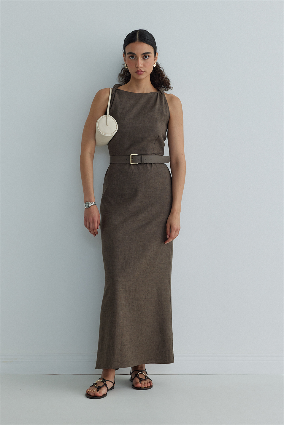 Kahverengi Breeze Omuzu Düğümlü Elbise