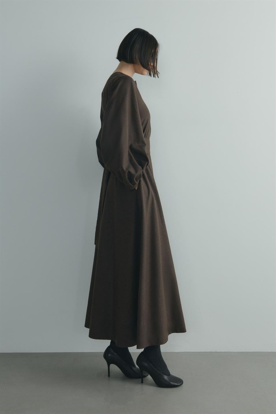 Kahverengi Kaia Düğmeli Maxi Elbise