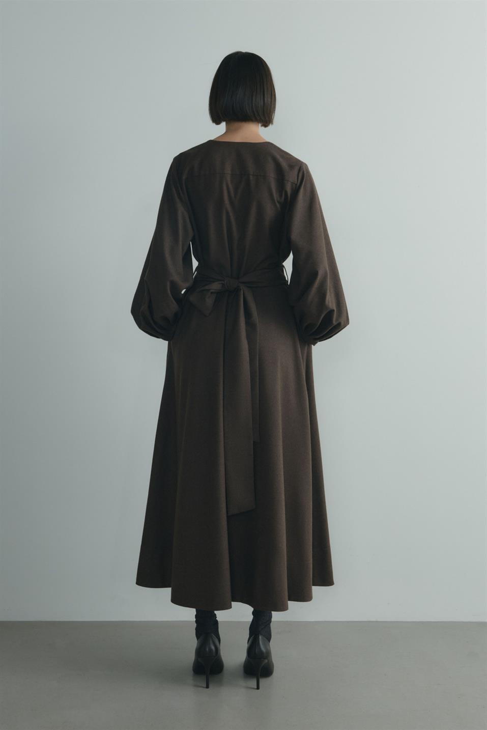 Kahverengi Kaia Düğmeli Maxi Elbise