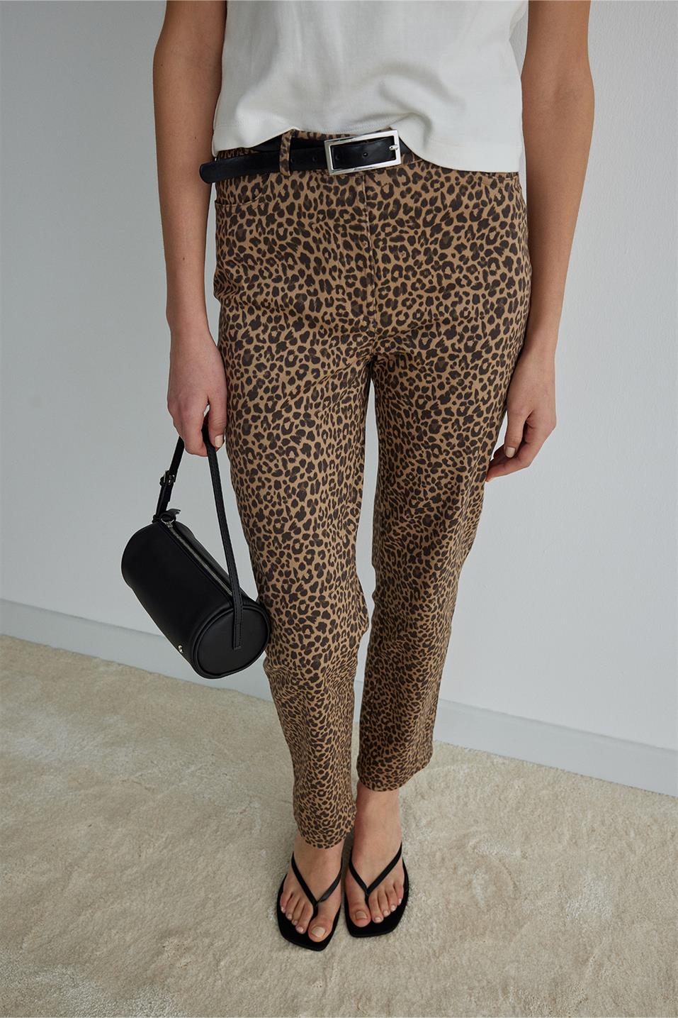 Leopard Print Cropped Trousers