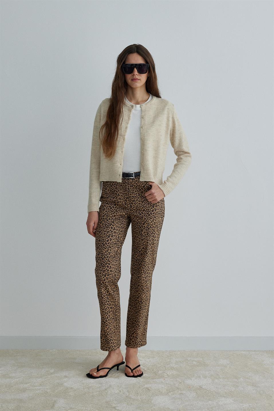 Leopard Print Cropped Trousers