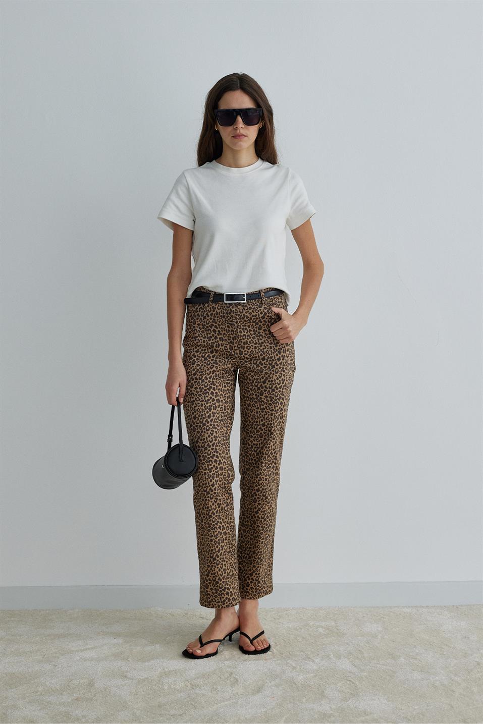 Leopard Print Cropped Trousers