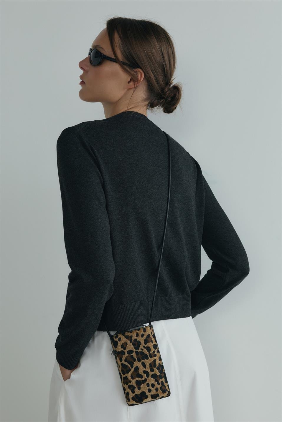 Mia Leopard Phone Bag