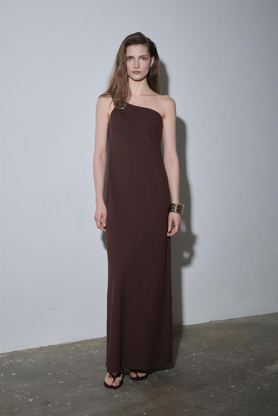 Koyu Kahve Abel Tek Omuzlu Keten Elbise