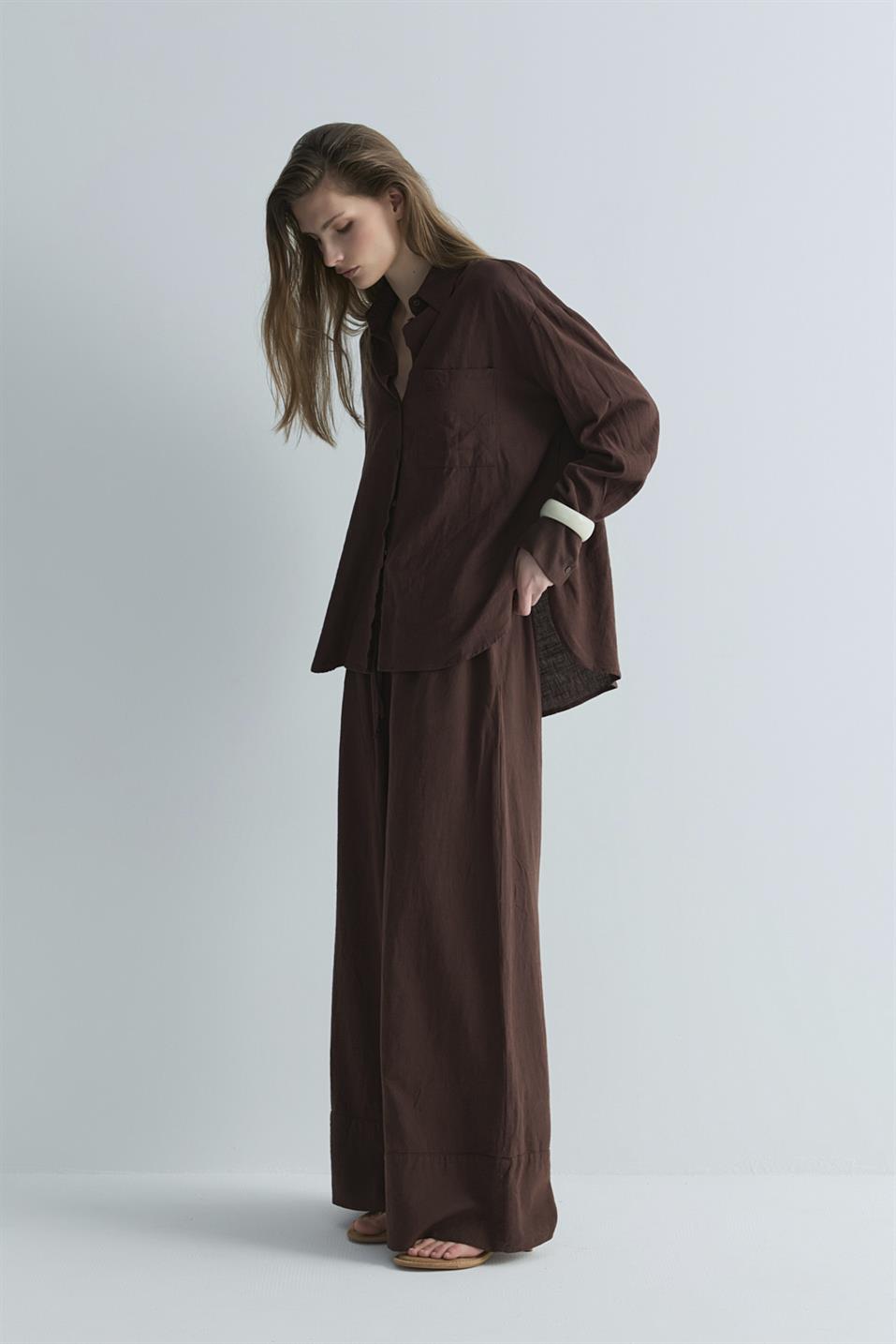 Koyu Kahve Serin Oversize Keten Gömlek