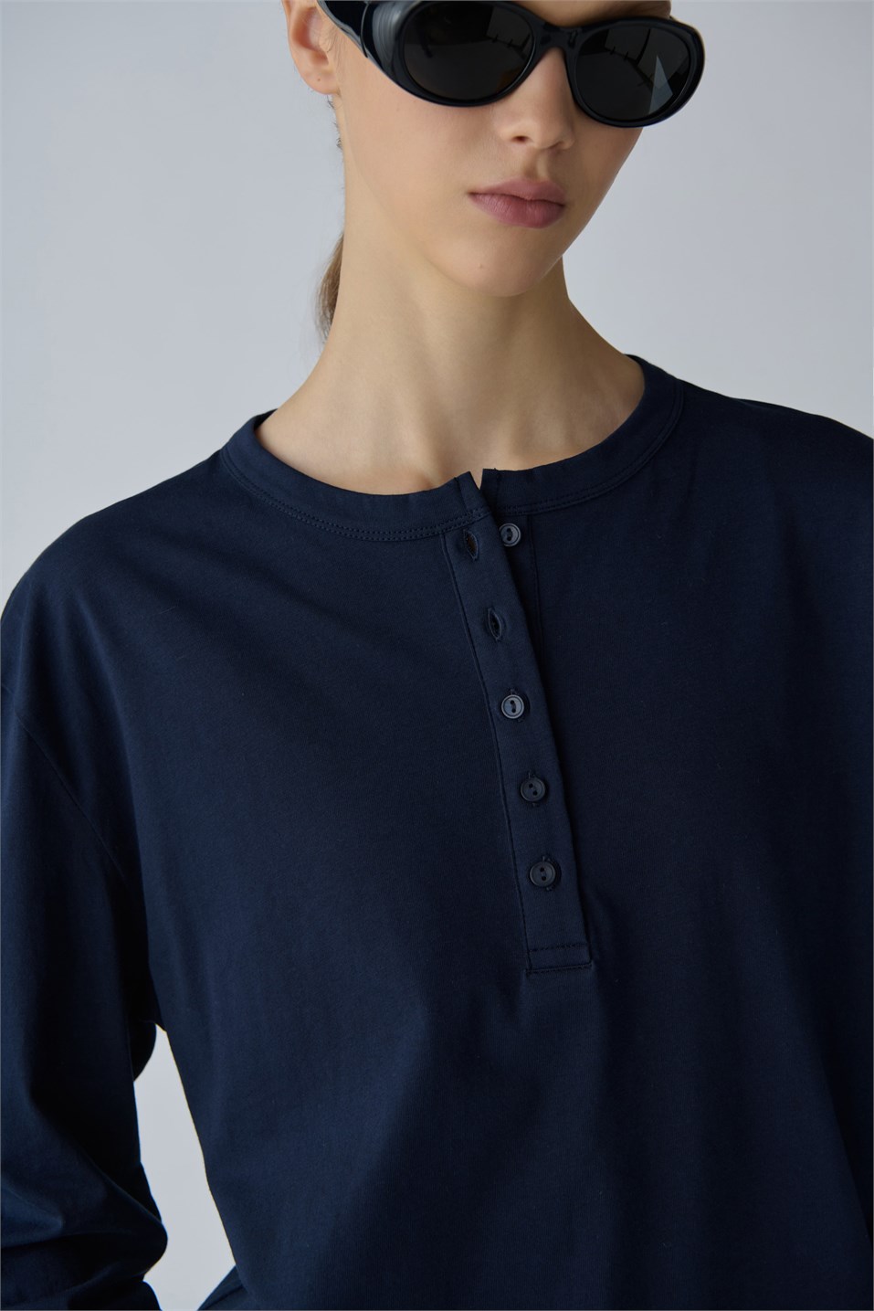 Lacivert Henley Pamuklu Tişört