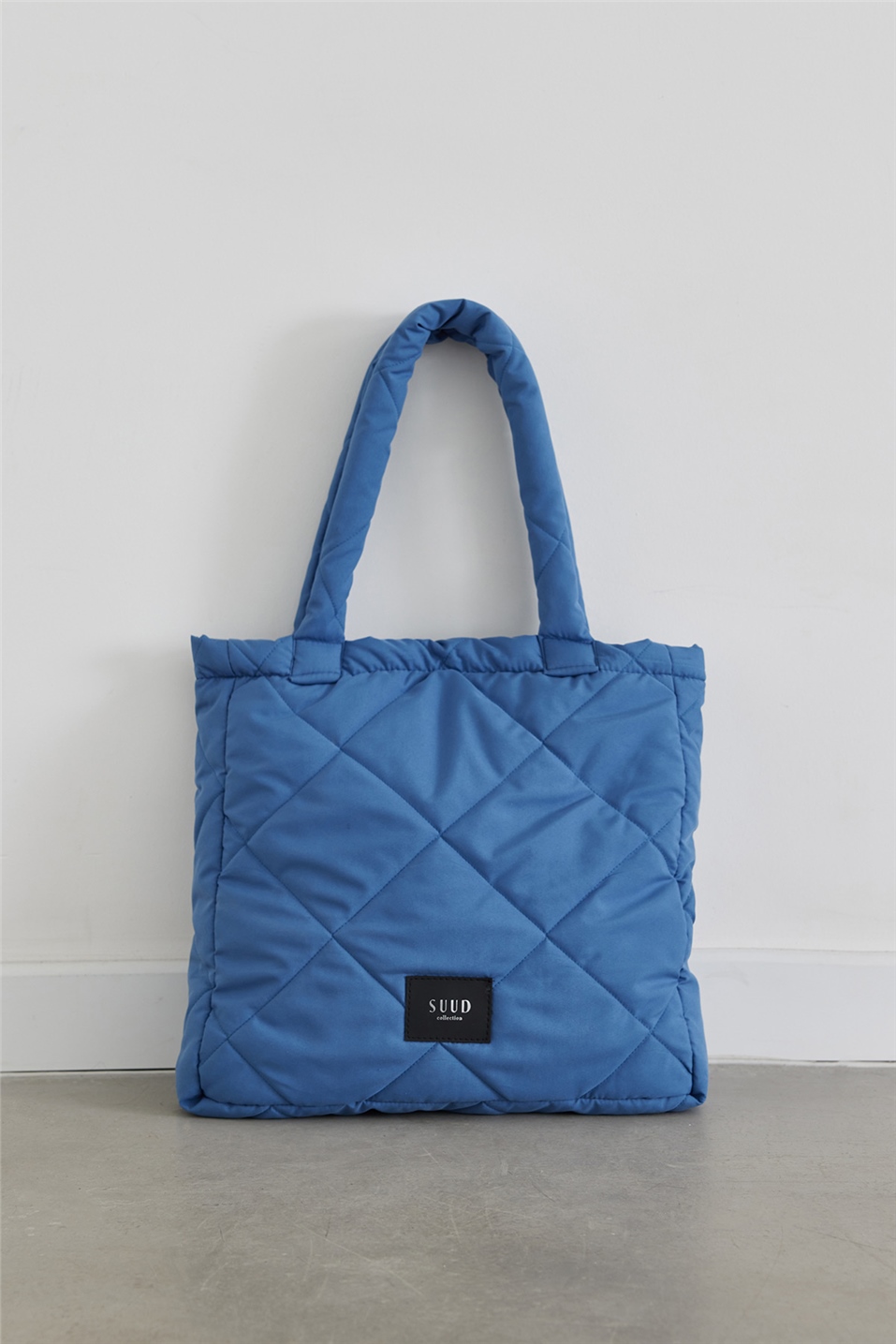 Navy Quilted Puffer Bag