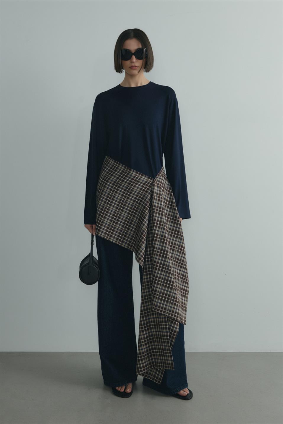 Lacivert Nara Uzun Kollu Basic Tişört