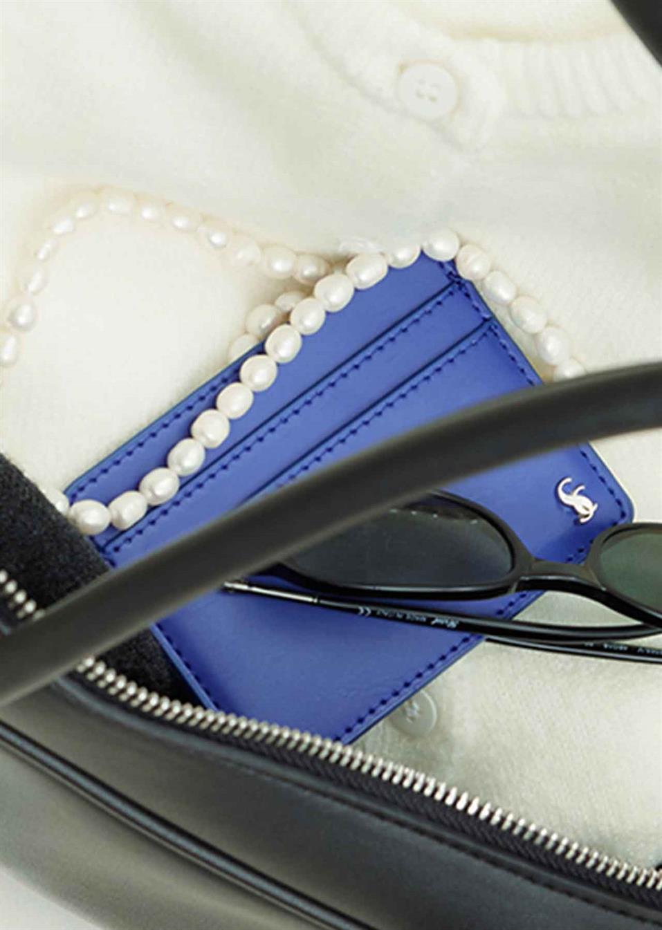 Personalized Cheri Card Holder