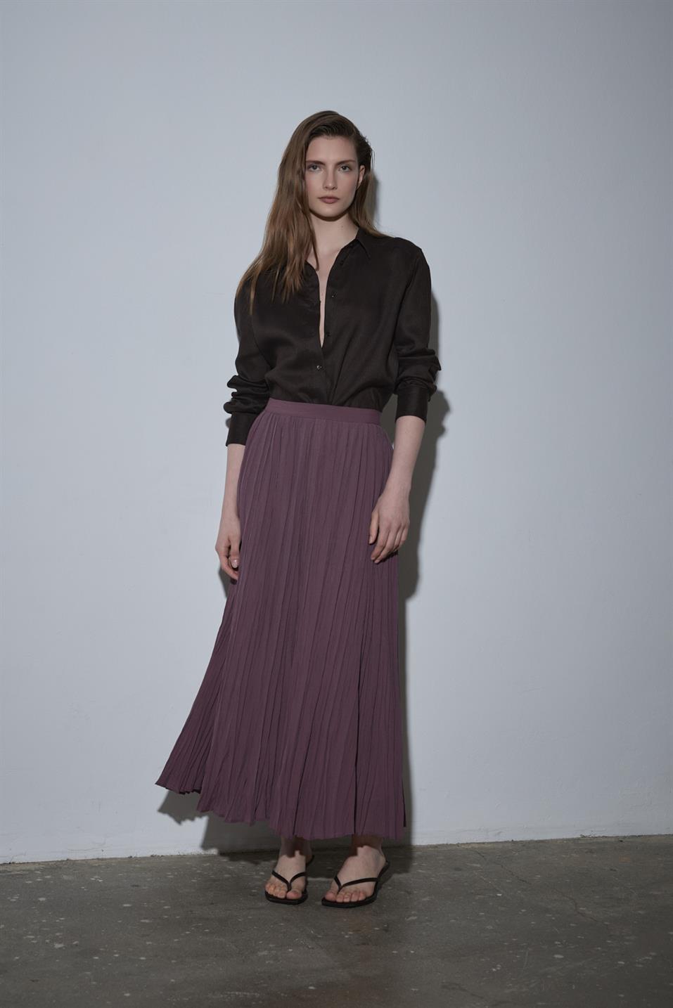 Rose Pleated Skirt